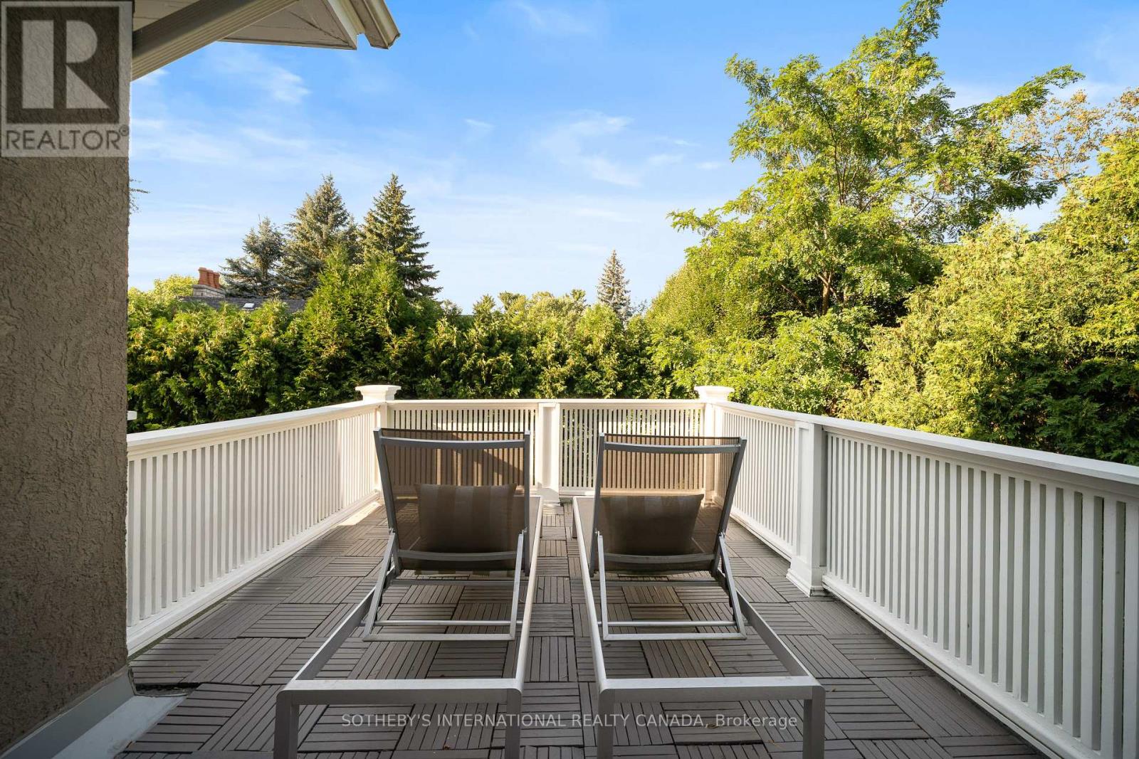 24 Doncliffe Drive, Toronto, Ontario  M4N 2E6 - Photo 17 - C12459261