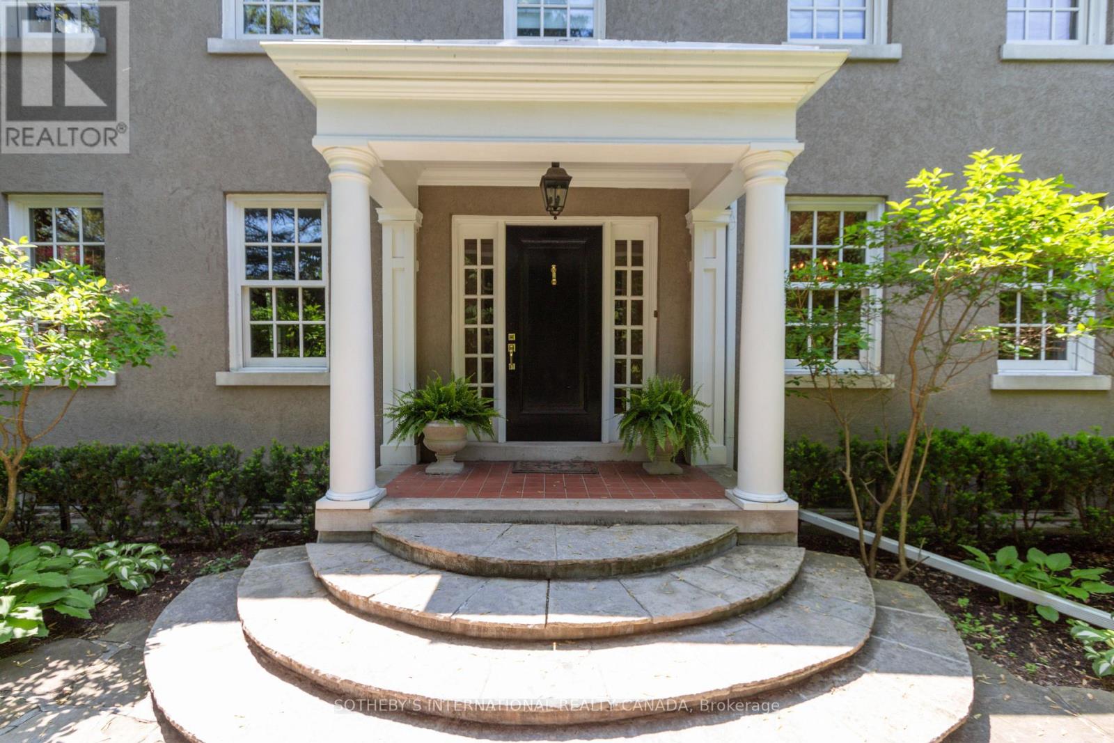 24 Doncliffe Drive, Toronto, Ontario  M4N 2E6 - Photo 2 - C12459261