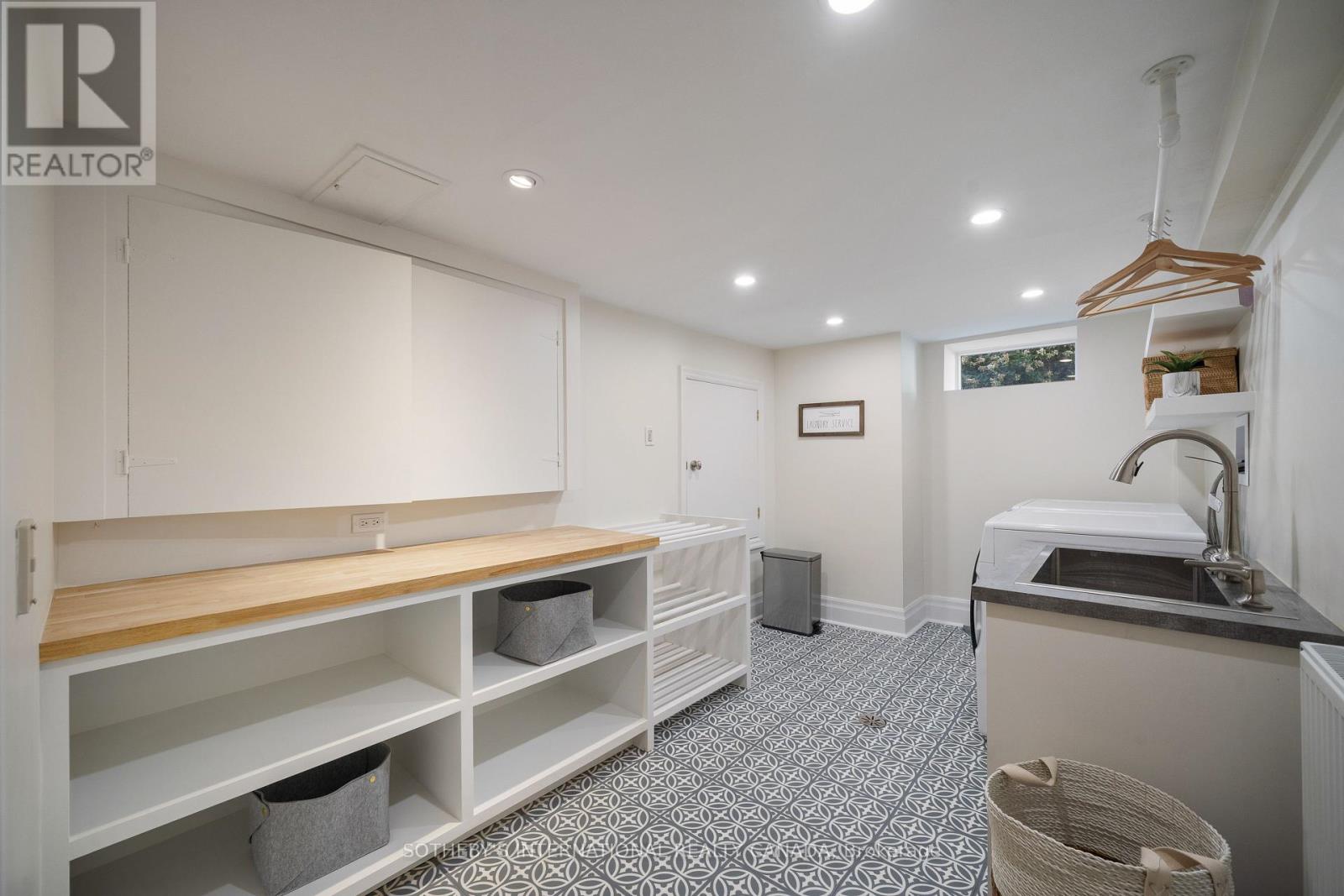24 Doncliffe Drive, Toronto, Ontario  M4N 2E6 - Photo 29 - C12459261