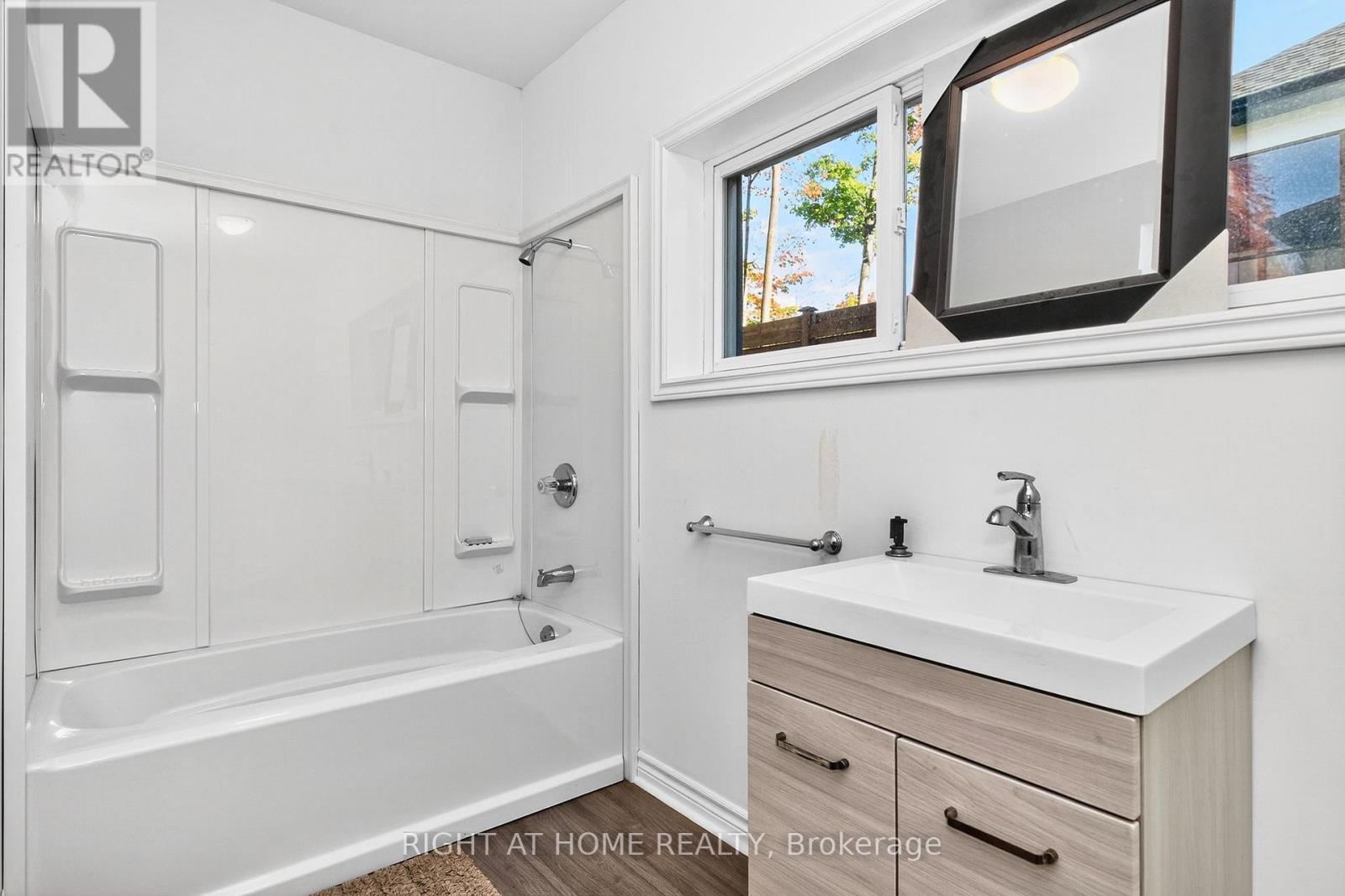 50 Breithaupt Crescent, Tiny, Ontario  L9M 0B2 - Photo 37 - S12459264