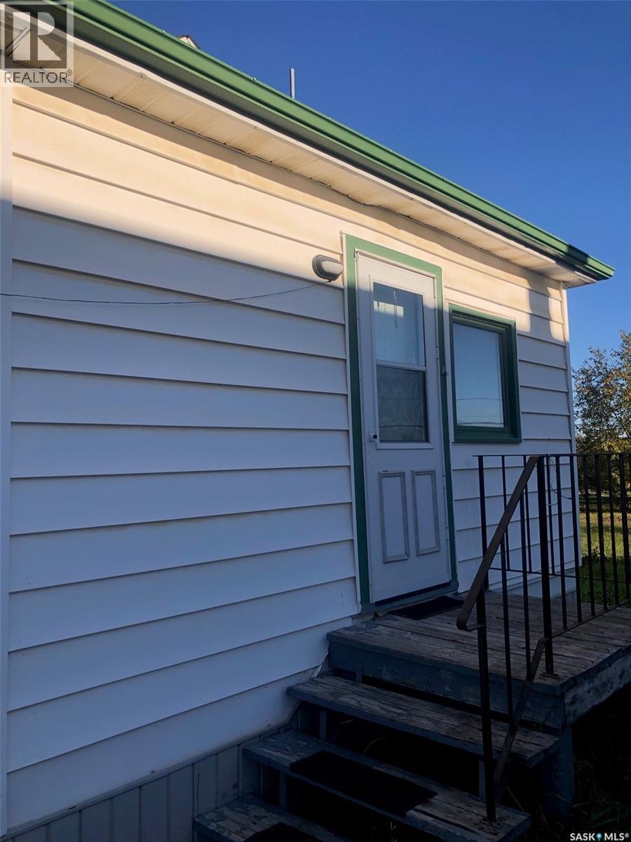 26 2nd Avenue Ne, Preeceville, Saskatchewan  S0A 3B0 - Photo 4 - SK020729