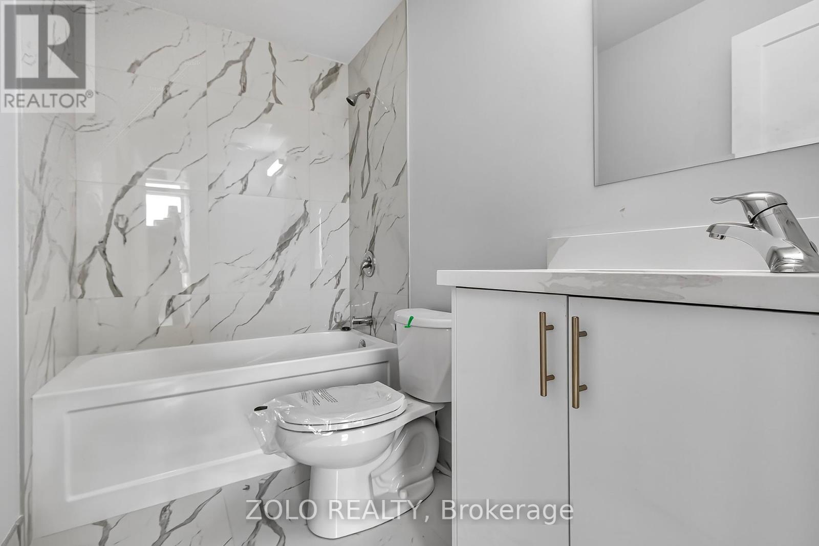 Unit # 3 - 206 Wellington Street, Chatham-Kent, Ontario  N8A 2X9 - Photo 12 - X12459263