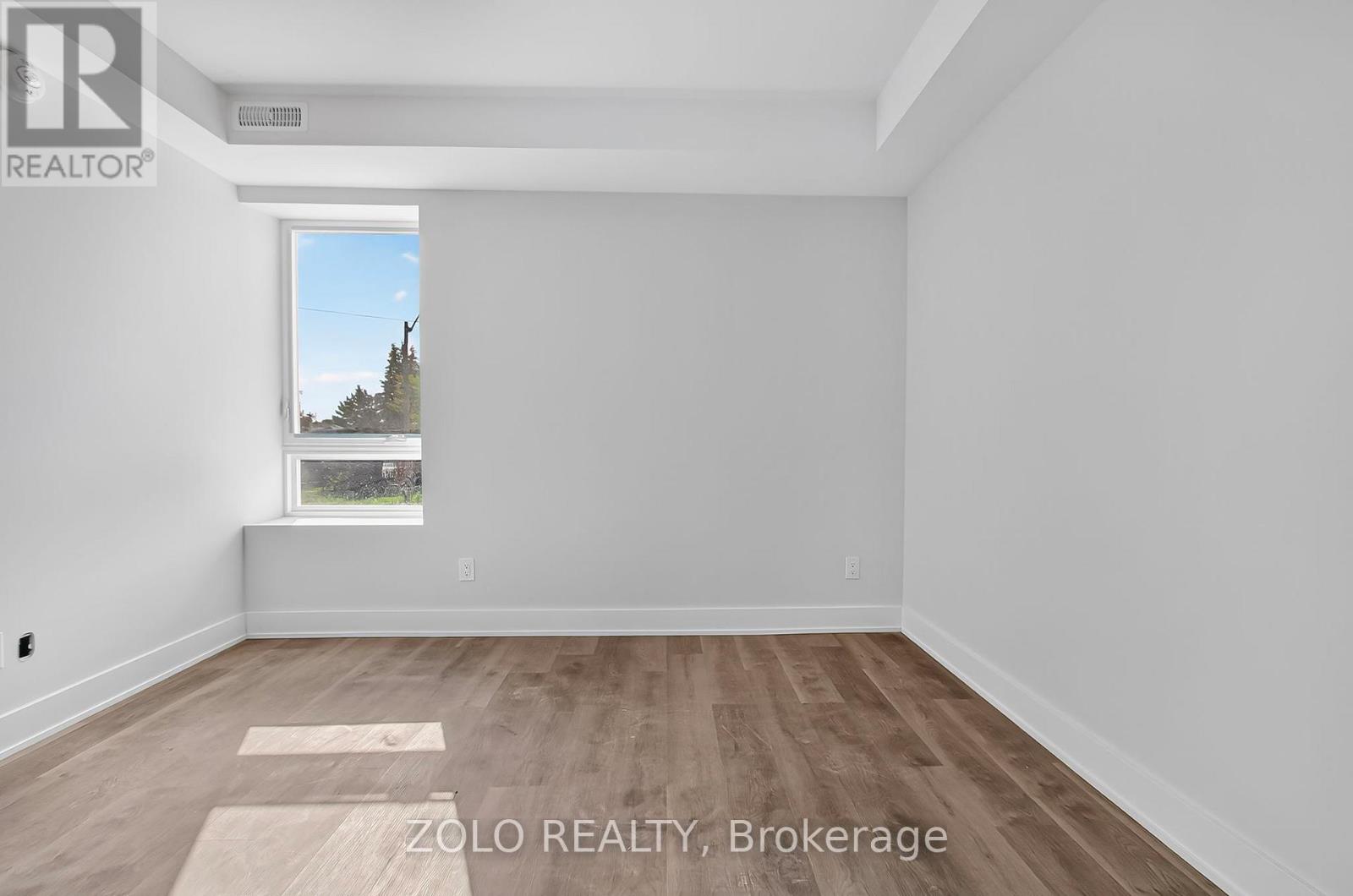 Unit # 3 - 206 Wellington Street, Chatham-Kent, Ontario  N8A 2X9 - Photo 7 - X12459263