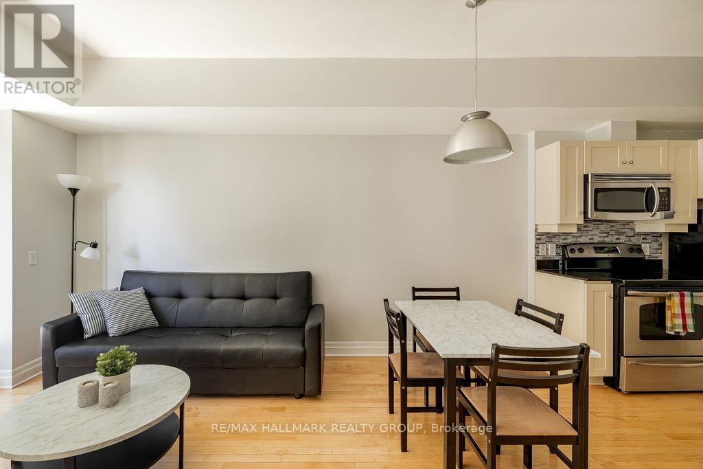 914 - 235 Kent Street, Ottawa, Ontario  K2P 2B9 - Photo 19 - X12459270