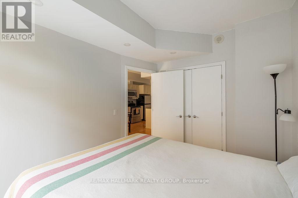 914 - 235 Kent Street, Ottawa, Ontario  K2P 2B9 - Photo 25 - X12459270