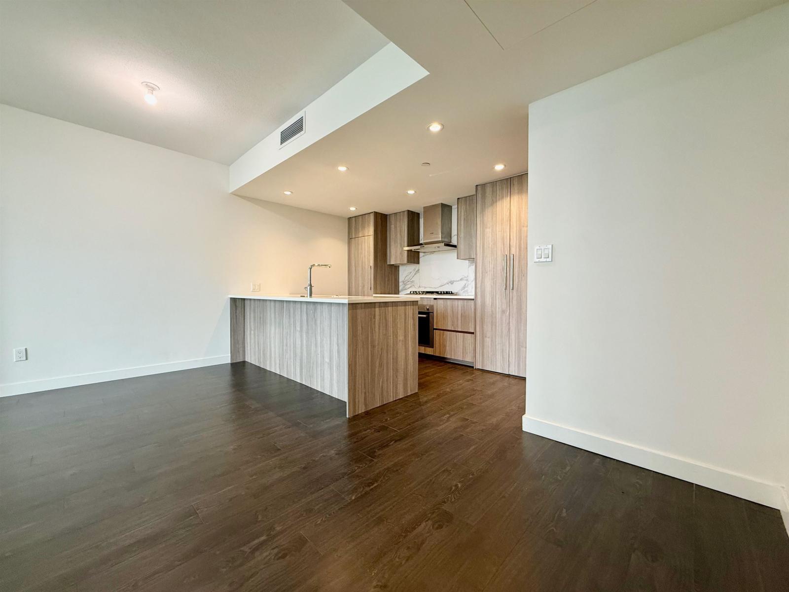 805 9887 Whalley Boulevard, Surrey, British Columbia  V3T 0P4 - Photo 7 - R3055983