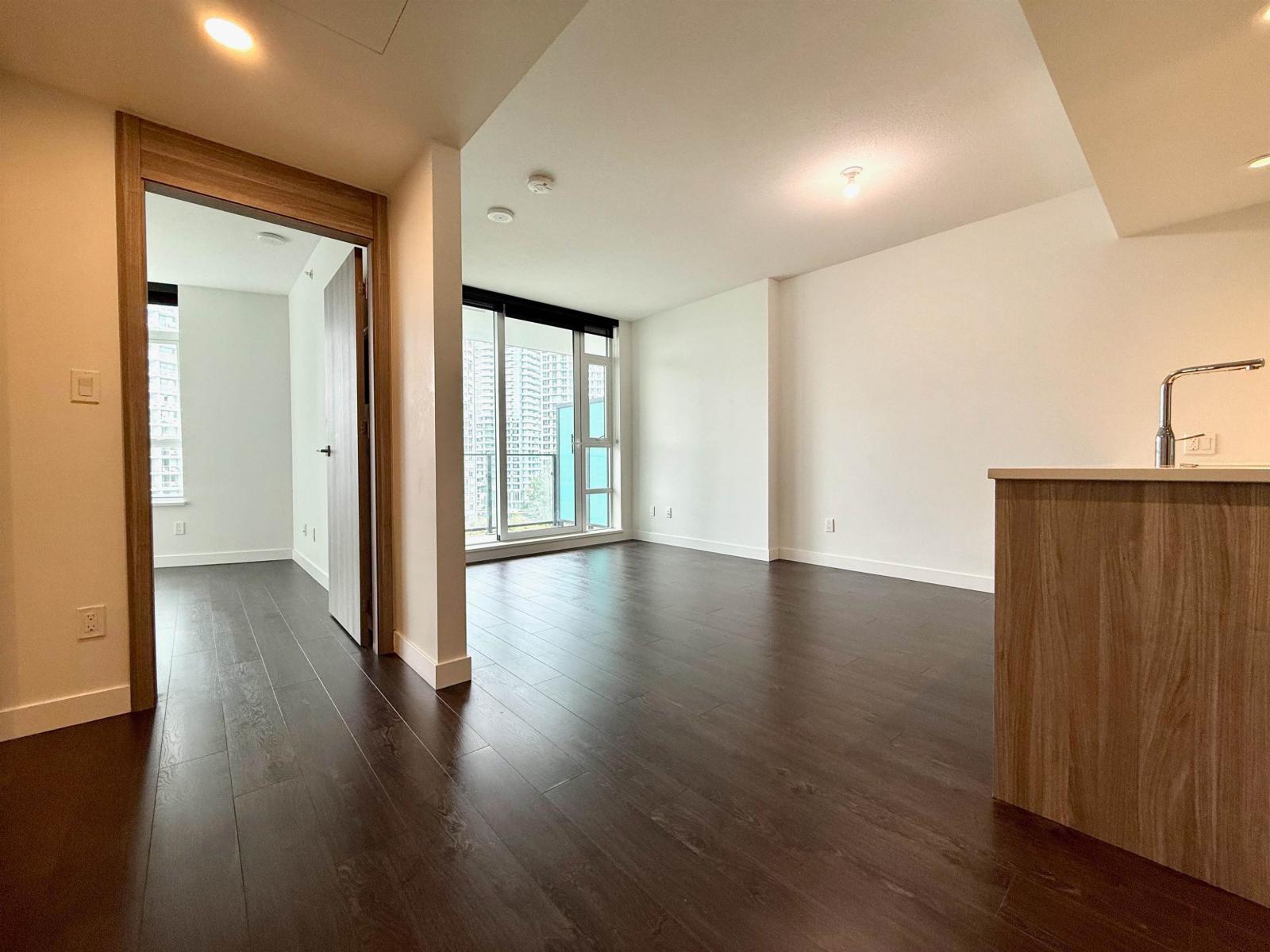 805 9887 Whalley Boulevard, Surrey, British Columbia  V3T 0P4 - Photo 8 - R3055983