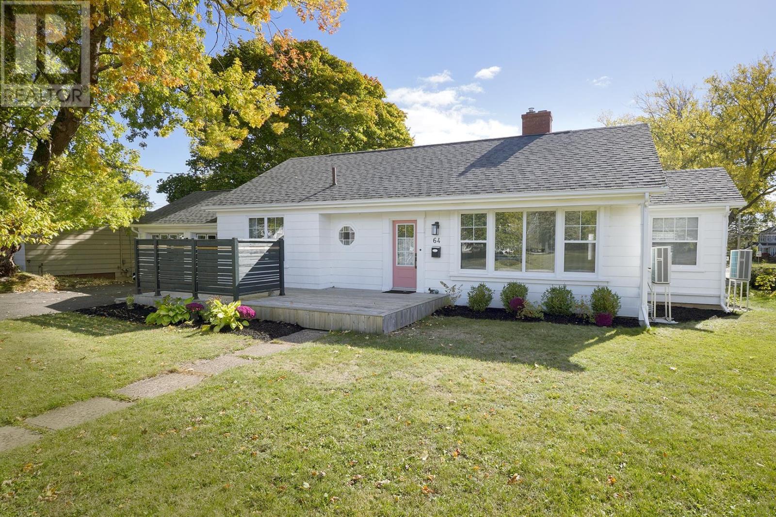 64 Mcgill Avenue, Charlottetown, Prince Edward Island  C1A 2J8 - Photo 1 - 202525693