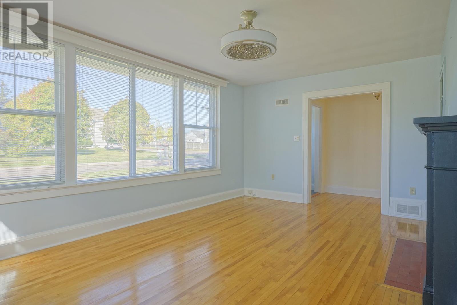 64 Mcgill Avenue, Charlottetown, Prince Edward Island  C1A 2J8 - Photo 4 - 202525693