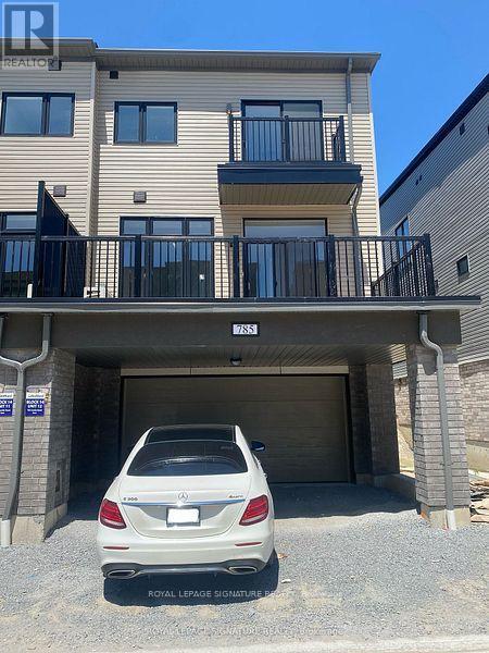 785 Conlin Road, Oshawa, Ontario  L1K 0Y7 - Photo 1 - E12459278