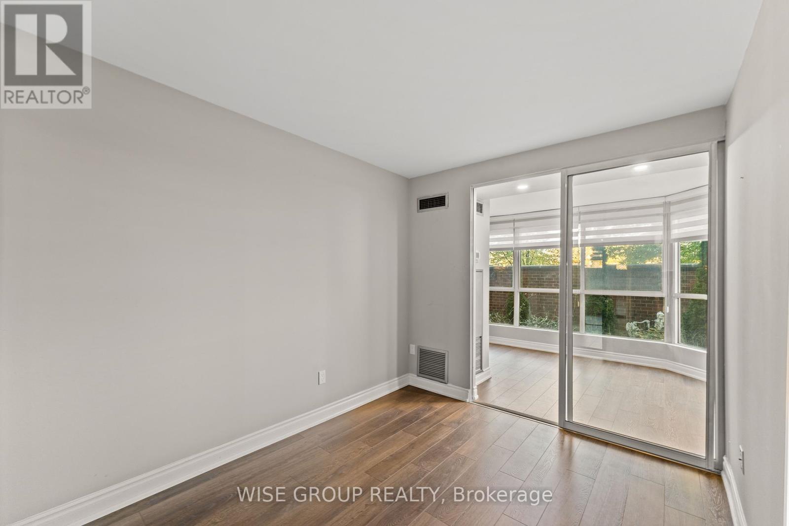 113 - 5 Weldrick Road W, Richmond Hill, Ontario  L4C 8S9 - Photo 28 - N12459271