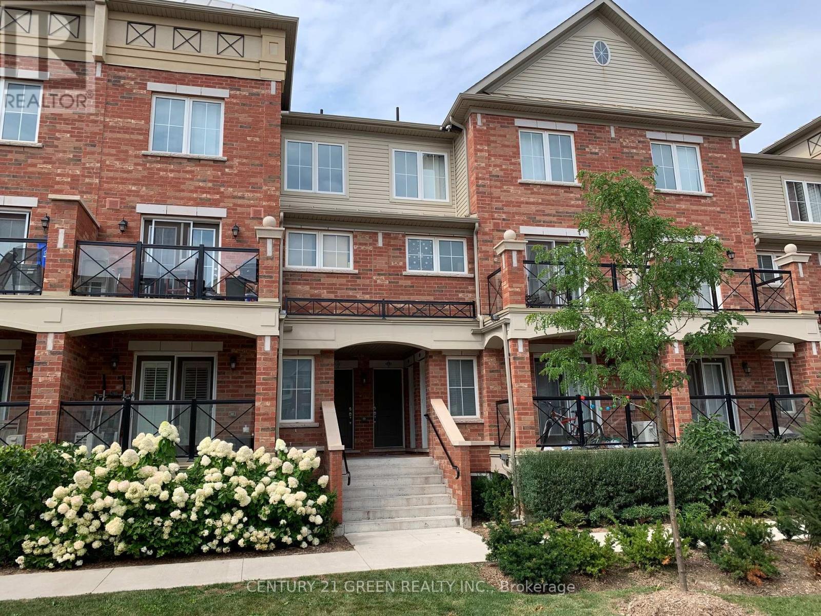 17 - 2500 POST ROAD, Oakville, Ontario