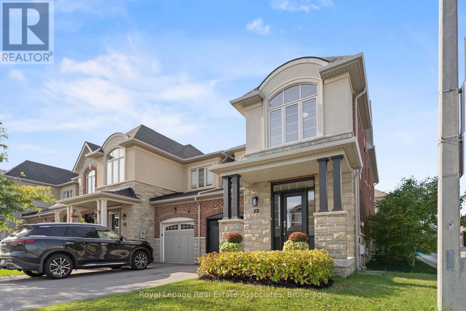 8 Sierra Crescent, Halton Hills, Ontario  L7G 0L9 - Photo 23 - W12459280