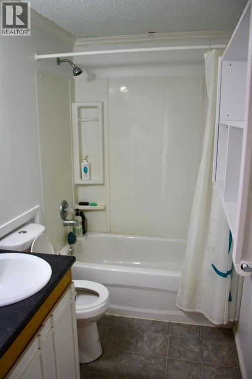 112 1st Avenue E, Neilburg, Saskatchewan  S0M 2C0 - Photo 8 - A2147929