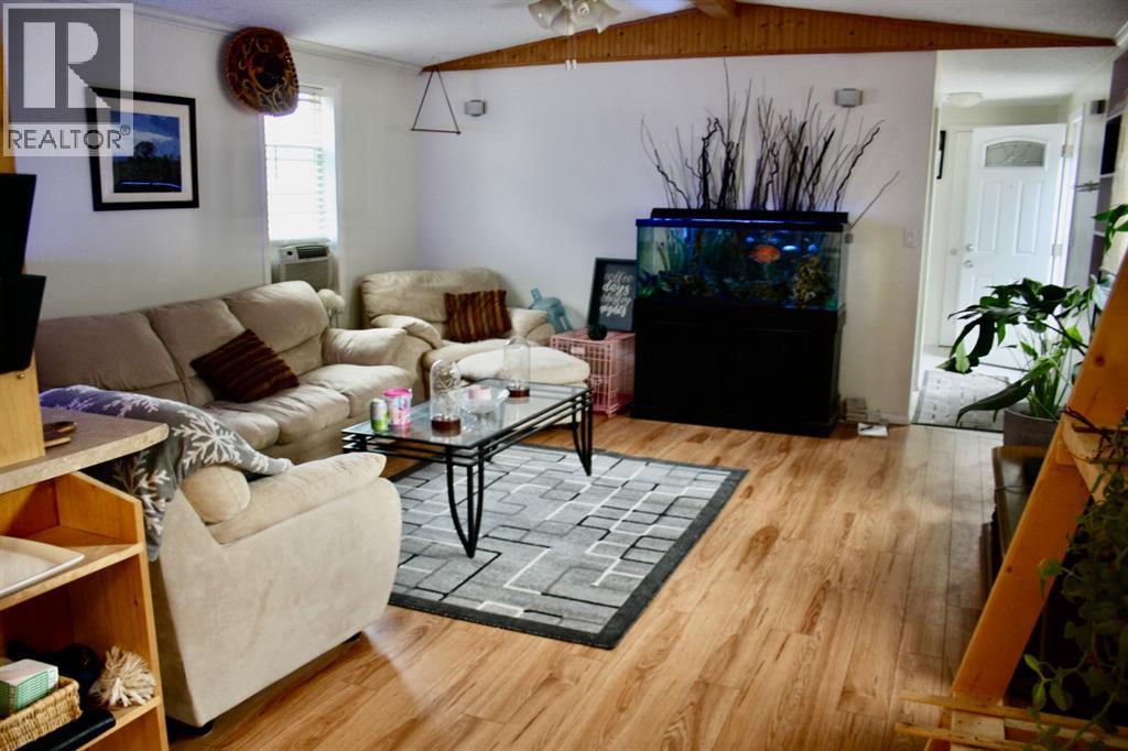 112 1st Avenue E, Neilburg, Saskatchewan  S0M 2C0 - Photo 11 - A2147929