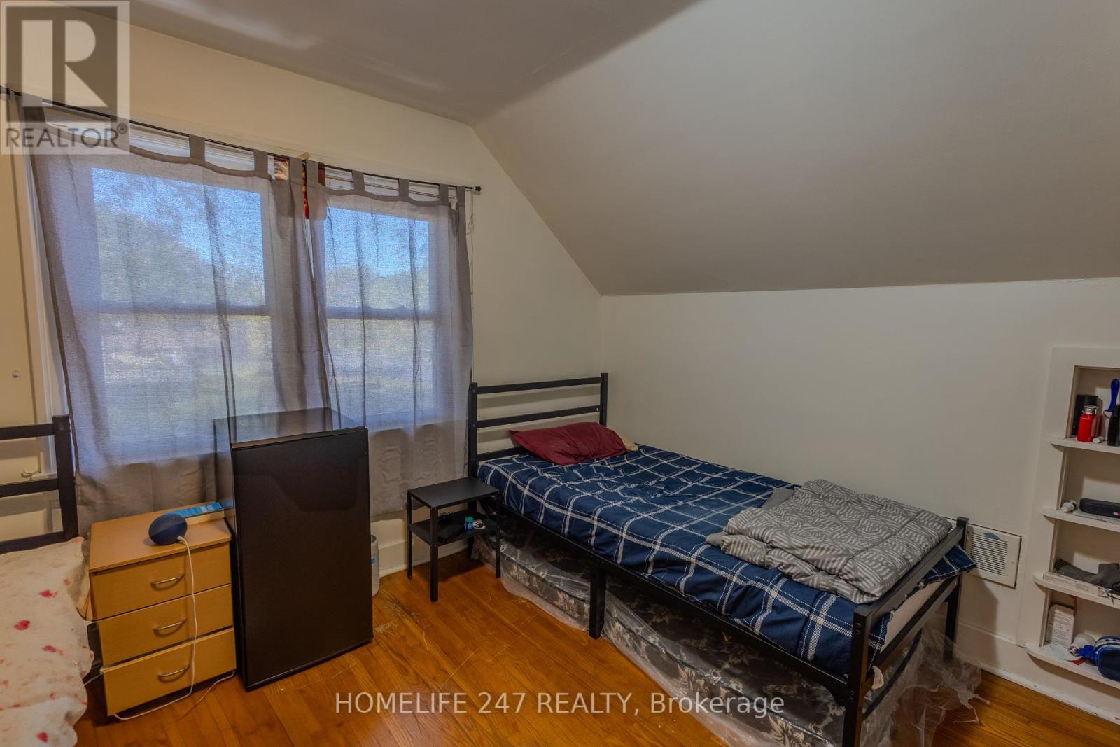 437 Clarke Road, London East, Ontario  N5W 5G6 - Photo 9 - X12459266