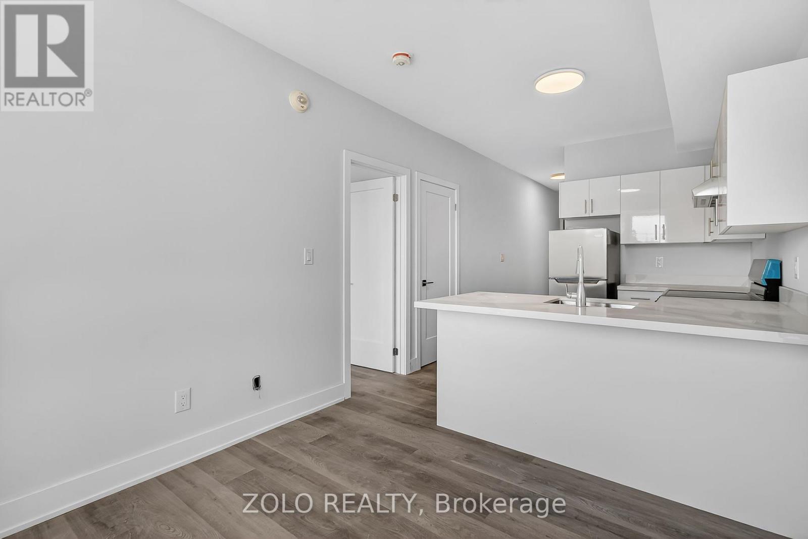 Unit # 4 - 206 Wellington Street, Chatham-Kent, Ontario  N8A 2X9 - Photo 8 - X12459268