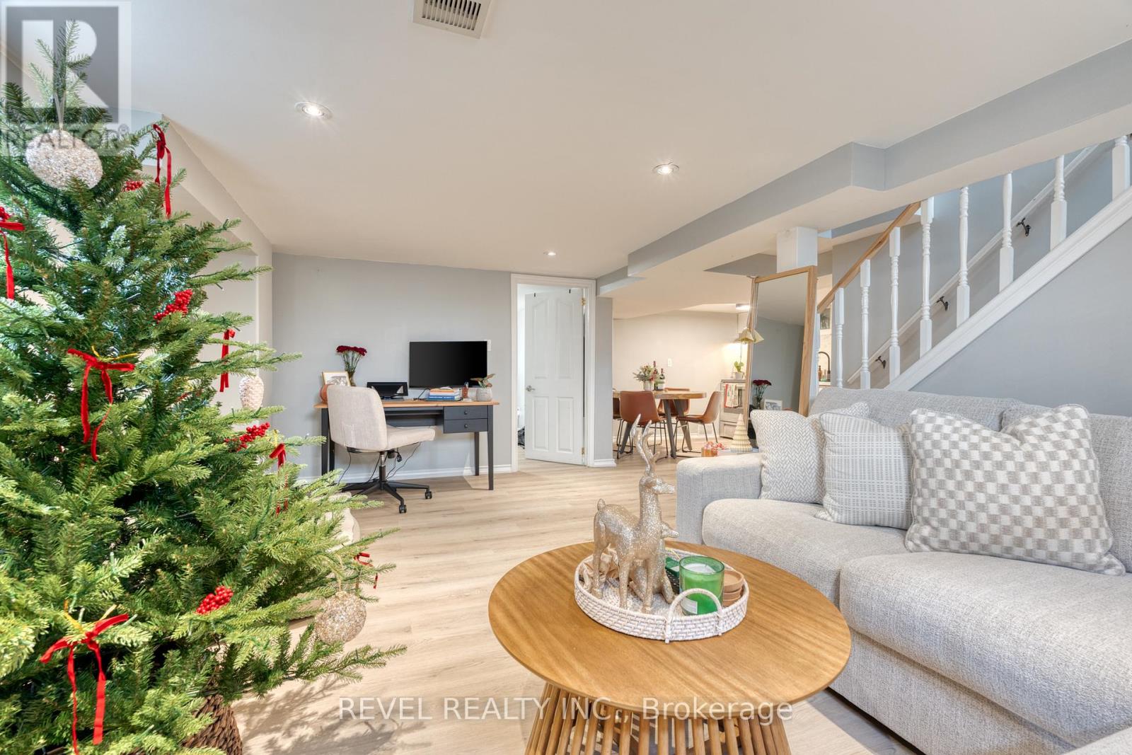 99 East 36th Street, Hamilton, Ontario  L8V 3Z2 - Photo 29 - X12459275
