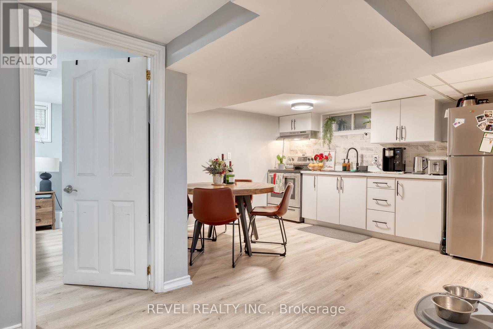 99 East 36th Street, Hamilton, Ontario  L8V 3Z2 - Photo 30 - X12459275