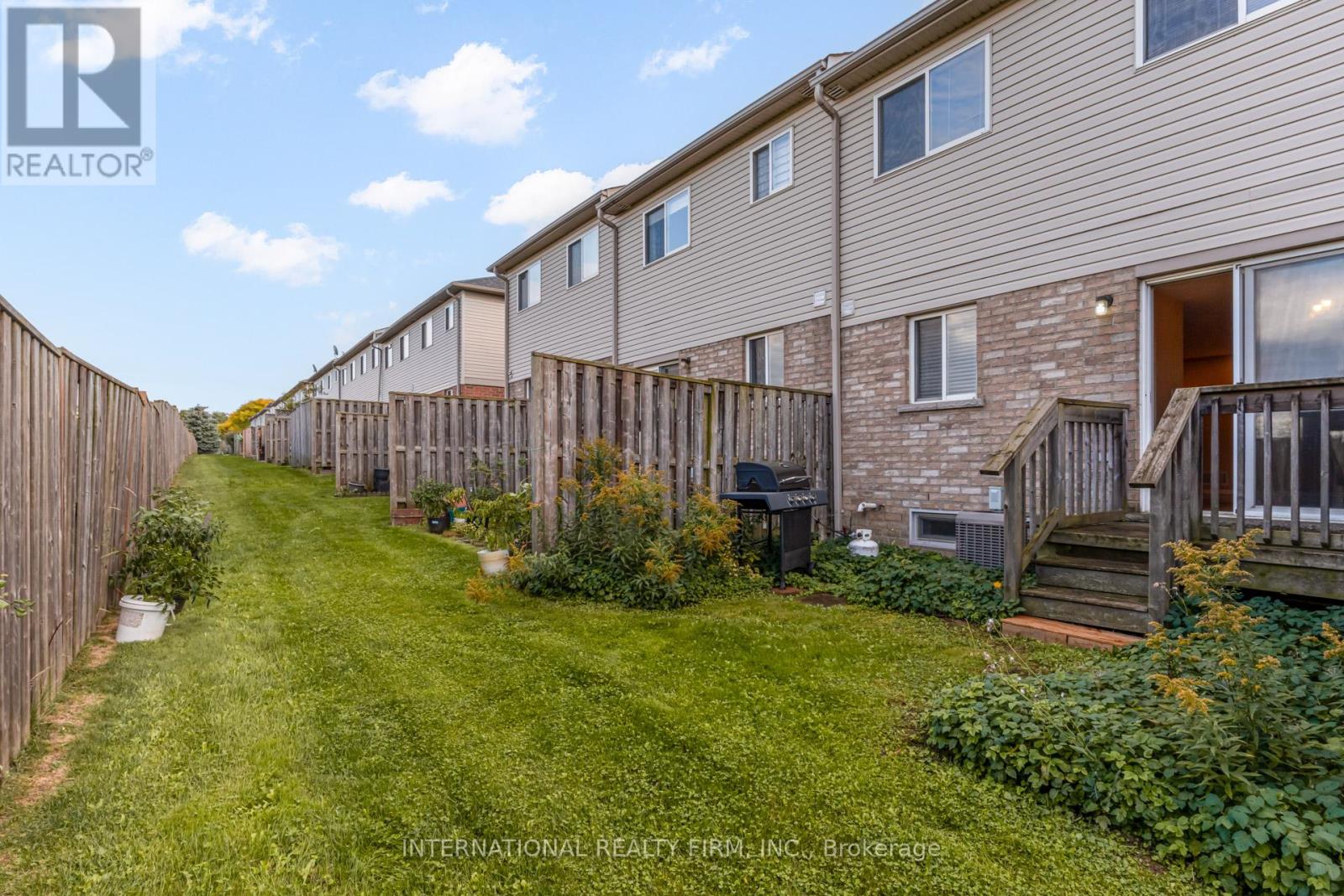 47 - 7 Southside Place, Hamilton, Ontario  L9C 7W6 - Photo 47 - X12192959