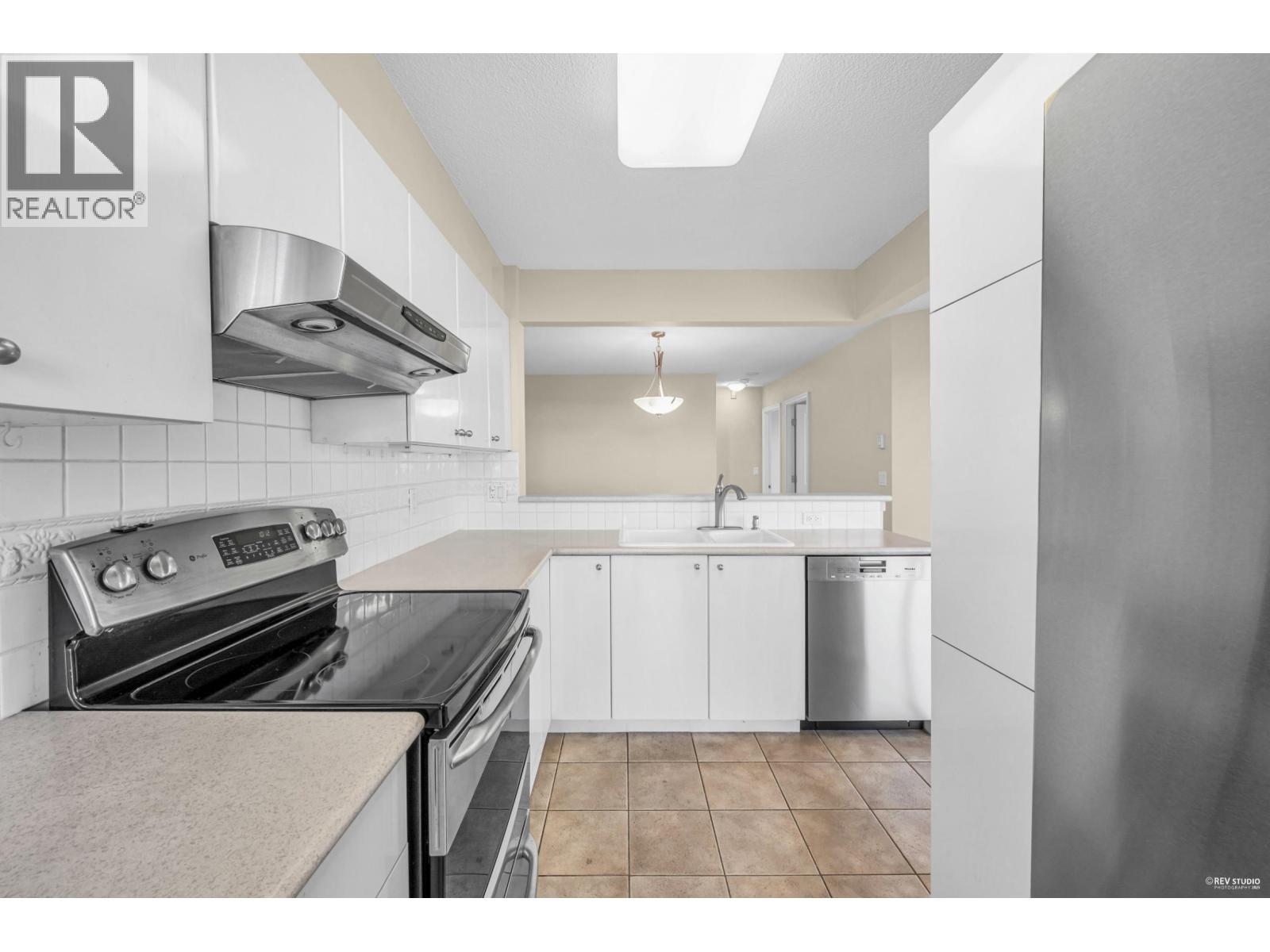 1104 6611 Southoaks Crescent, Burnaby, British Columbia  V5E 4L5 - Photo 18 - R3057771