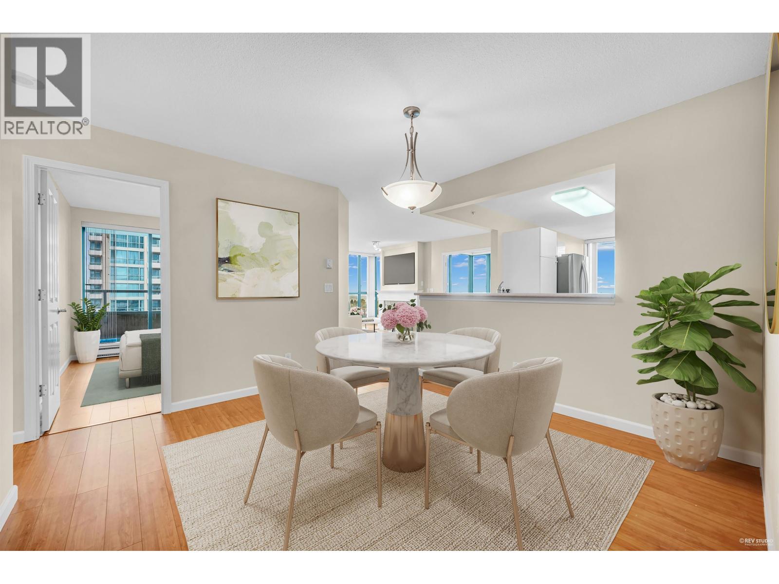 1104 6611 Southoaks Crescent, Burnaby, British Columbia  V5E 4L5 - Photo 4 - R3057771