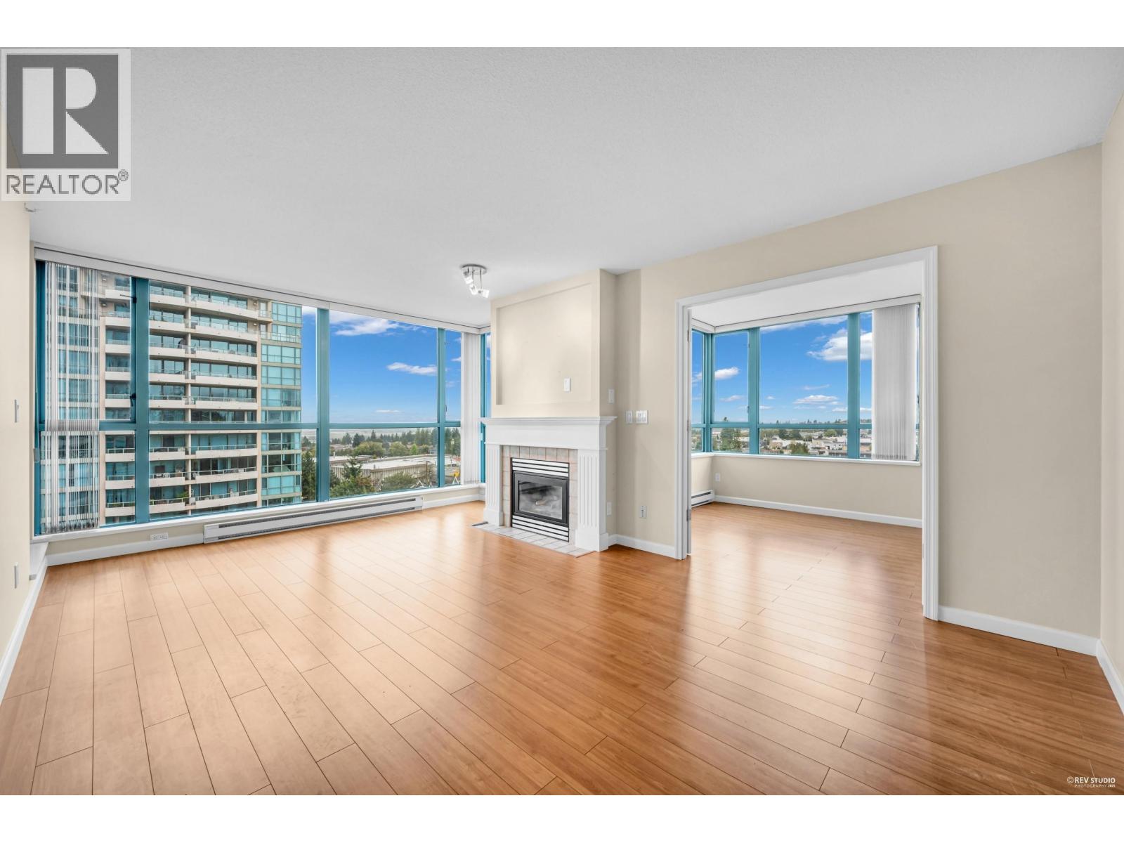 1104 6611 Southoaks Crescent, Burnaby, British Columbia  V5E 4L5 - Photo 7 - R3057771