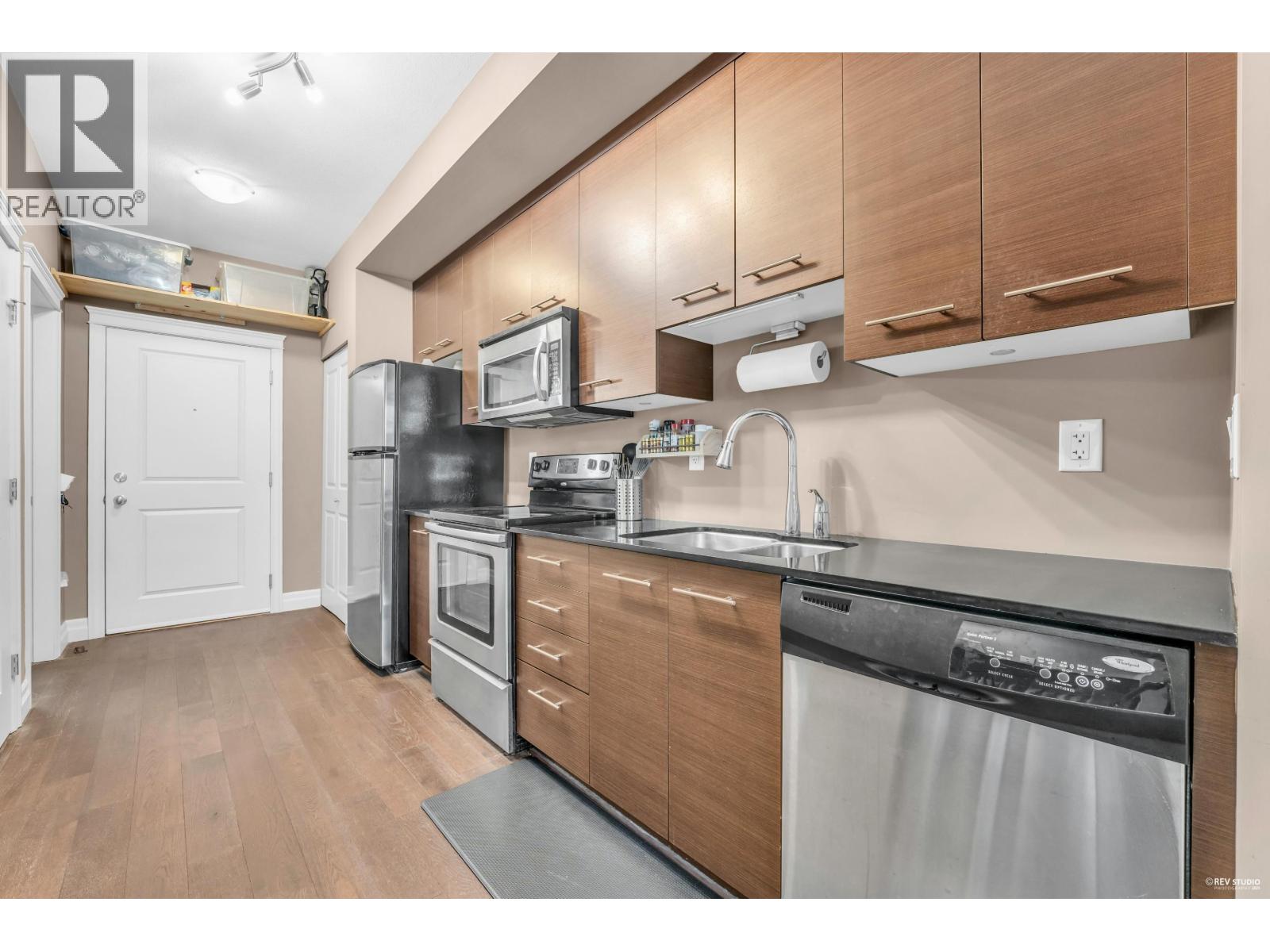 404 2343 Atkins Avenue, Port Coquitlam, British Columbia  V3C 1Y7 - Photo 12 - R3057774