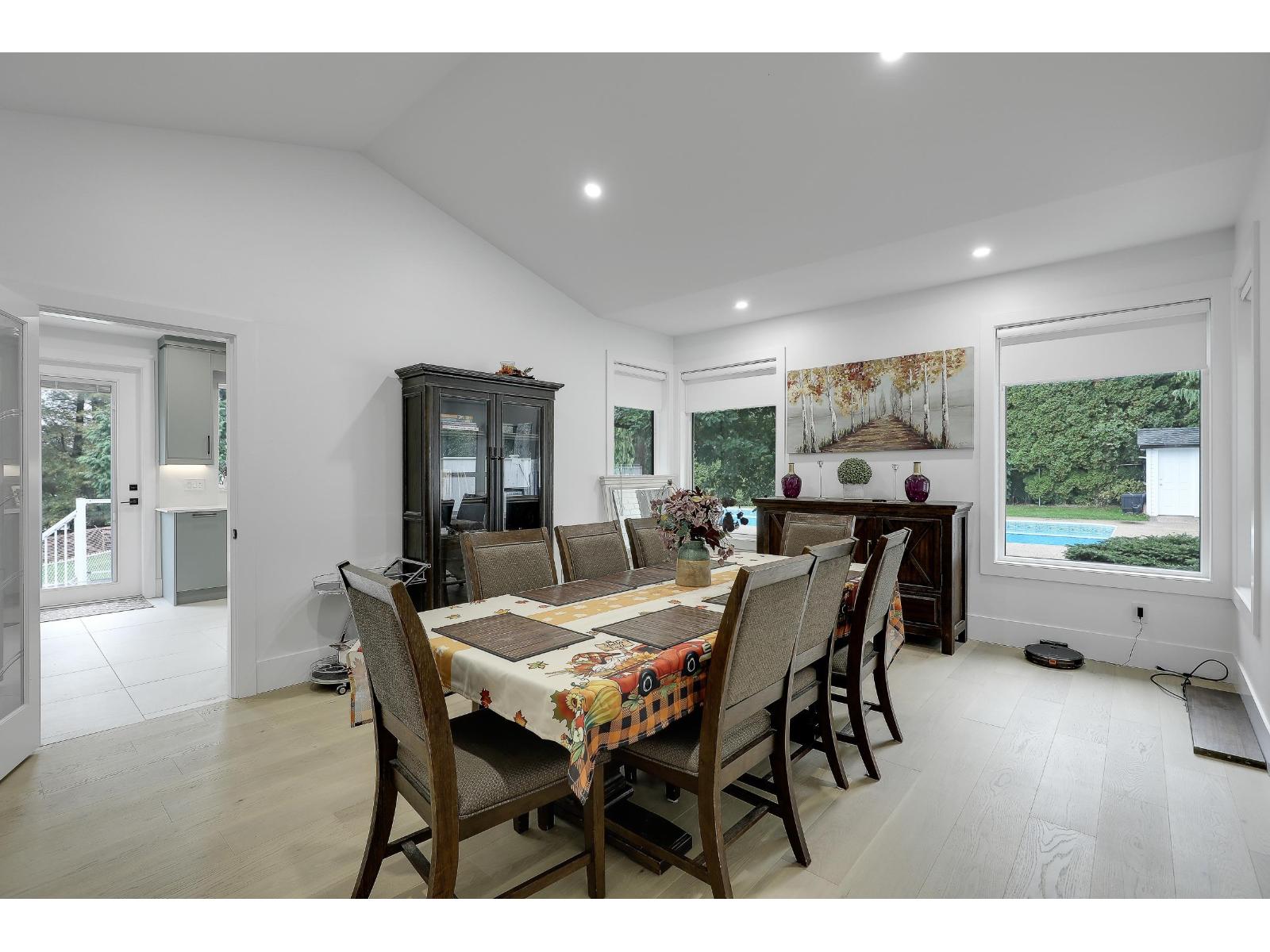 18040 20 Avenue, White Rock, British Columbia  V3S 9V7 - Photo 13 - R3056078