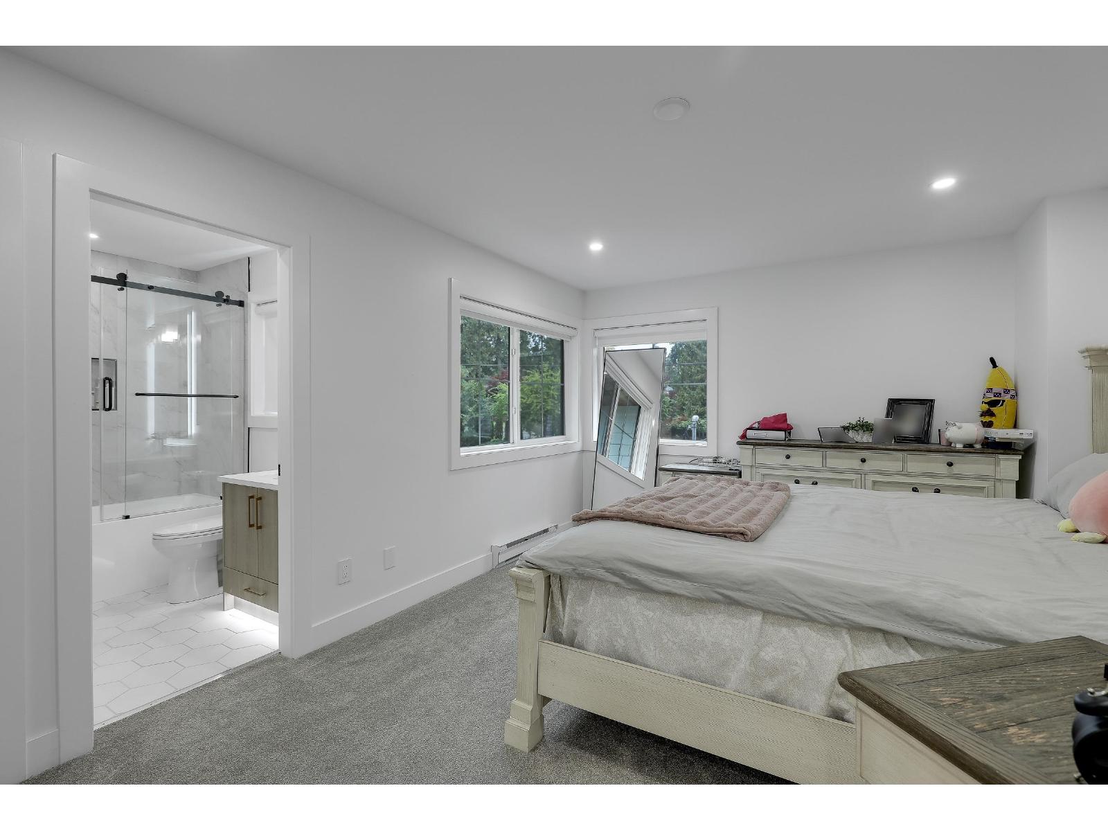 18040 20 Avenue, White Rock, British Columbia  V3S 9V7 - Photo 21 - R3056078