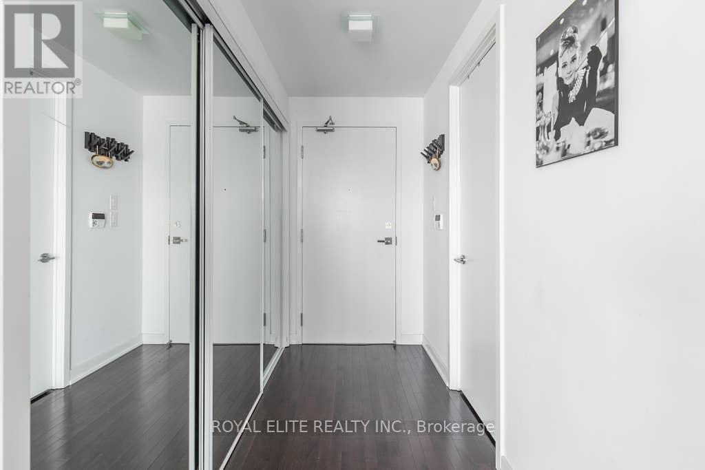 3405 - 12 York Street, Toronto, Ontario  M5J 0A9 - Photo 12 - C12459290