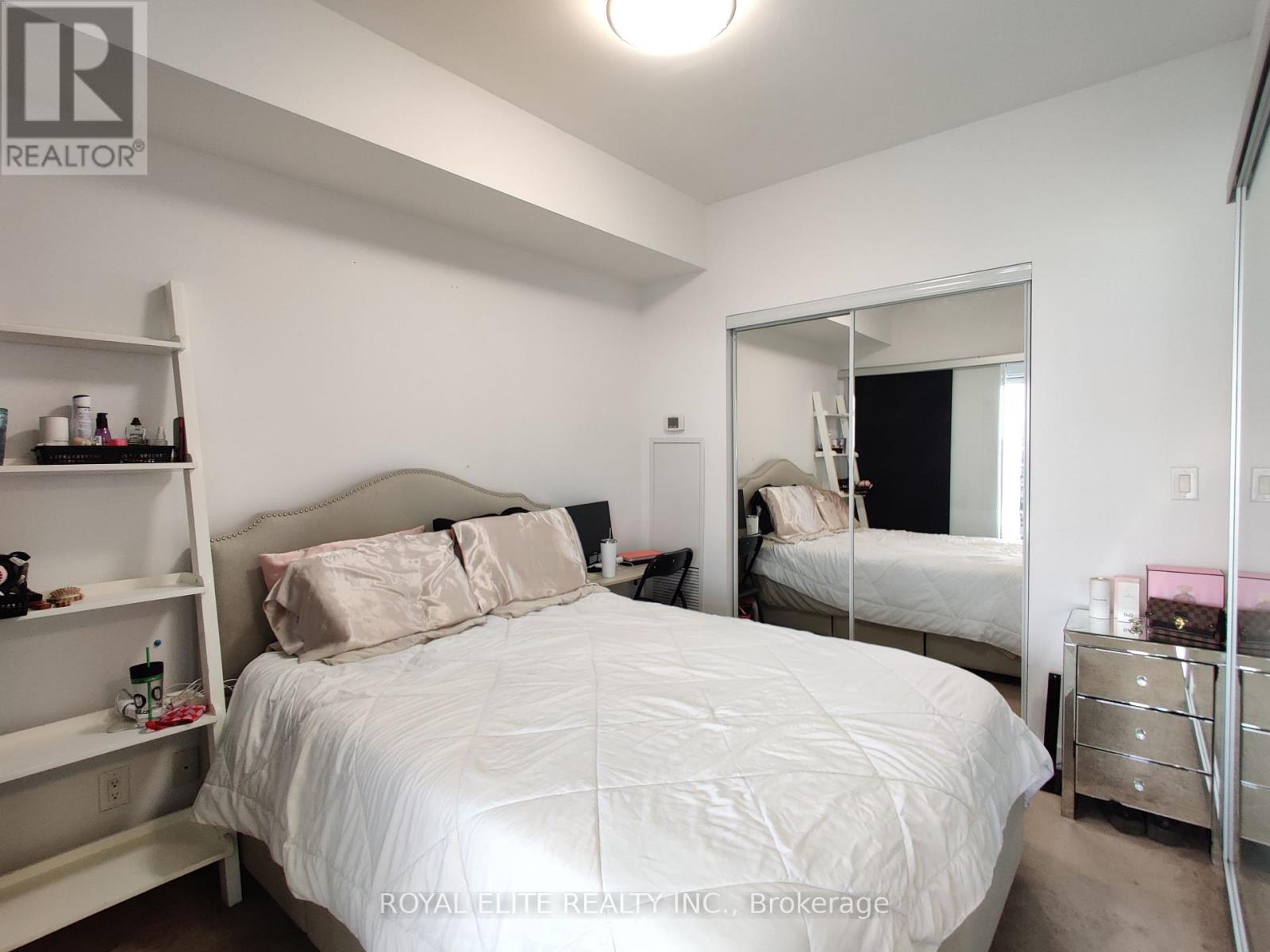 3405 - 12 York Street, Toronto, Ontario  M5J 0A9 - Photo 6 - C12459290