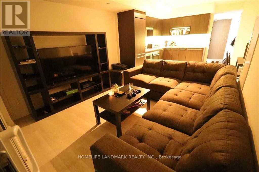 2011 - 80 Queens Wharf Road, Toronto, Ontario  M5V 0J3 - Photo 4 - C12459291