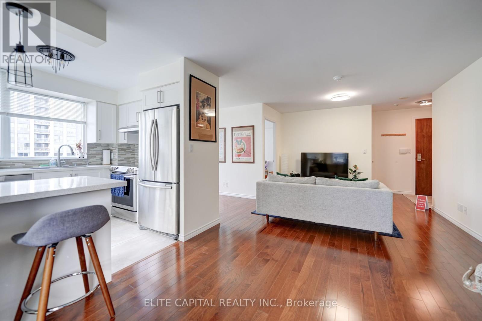 619 - 35 Hollywood Avenue, Toronto, Ontario  M2N 0A9 - Photo 2 - C12459107