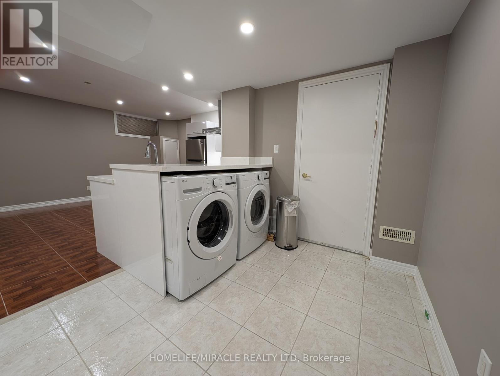 Basement - 63 Loudon Crescent, Vaughan, Ontario  L4J 8N4 - Photo 18 - N12459289