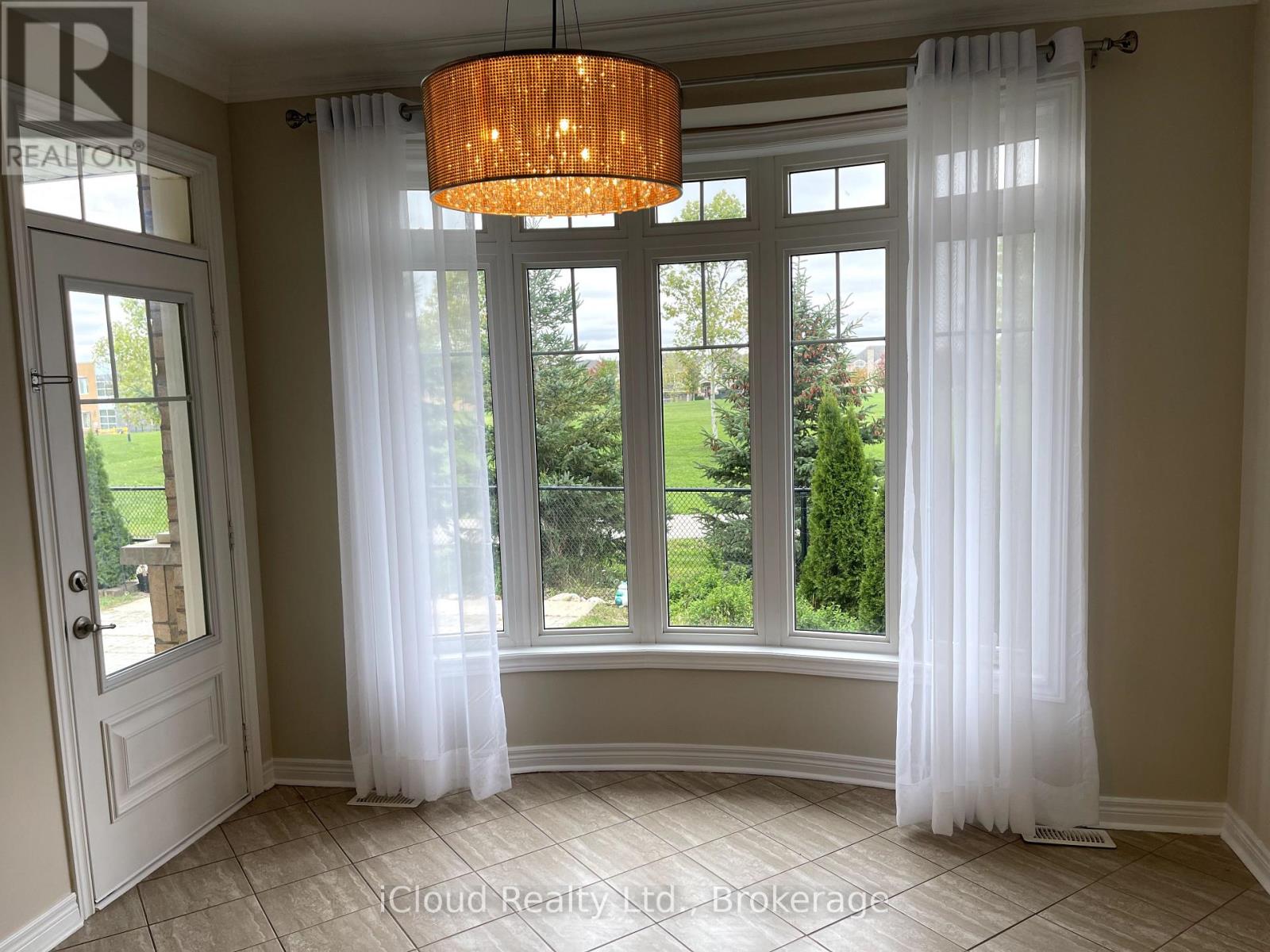 109 Kaitting Trail Trail, Oakville, Ontario  L6M 0T6 - Photo 29 - W12405422