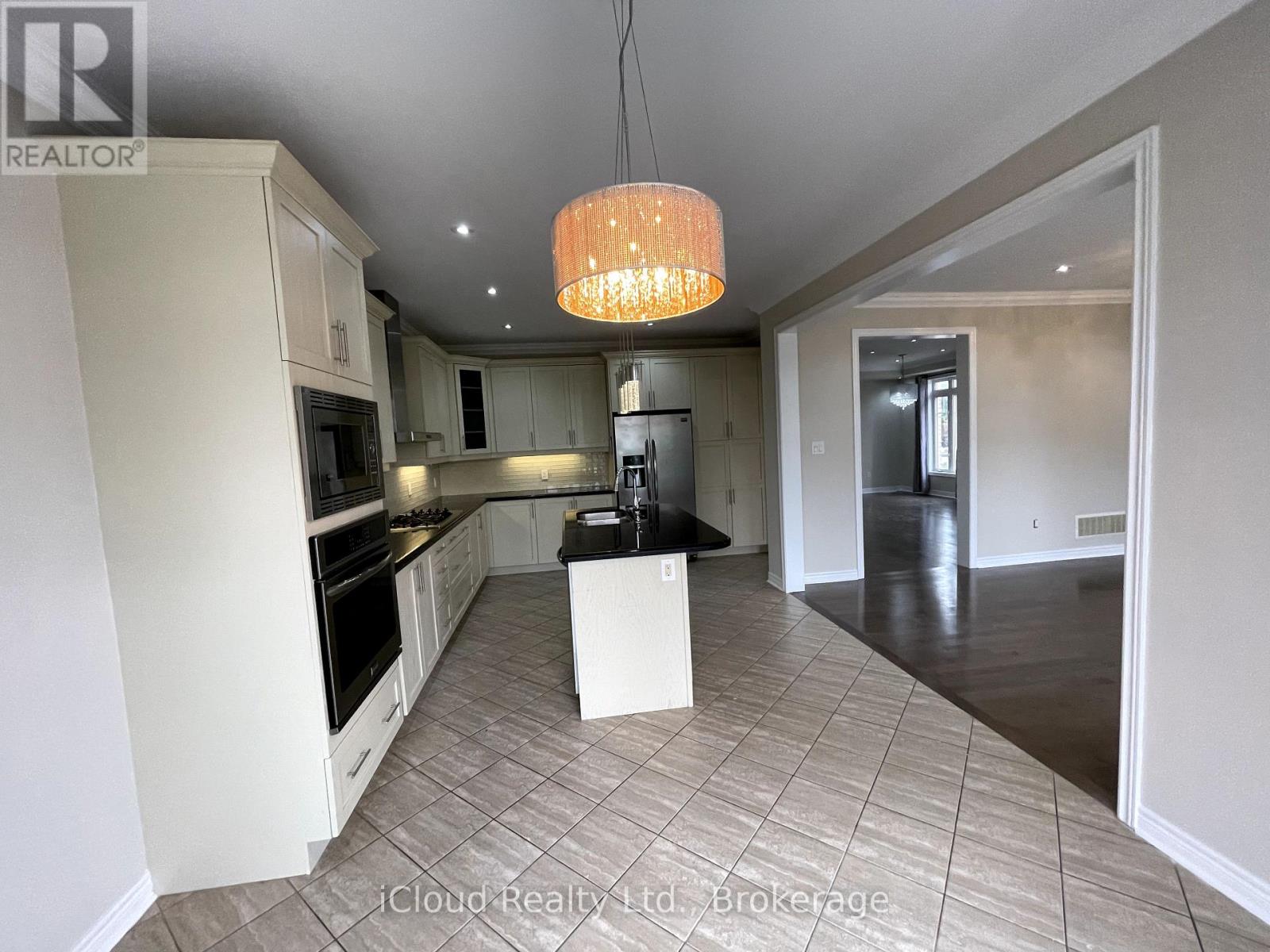 109 Kaitting Trail Trail, Oakville, Ontario  L6M 0T6 - Photo 26 - W12405422