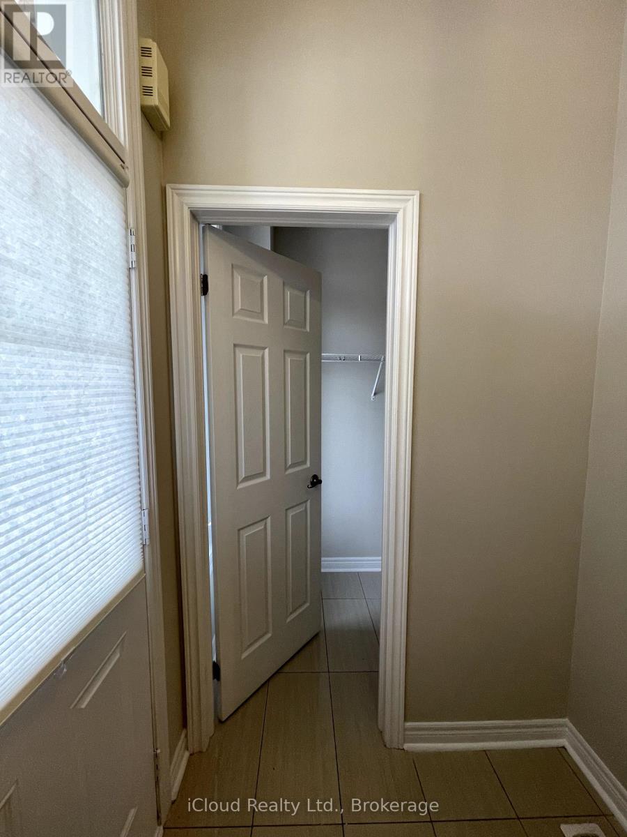 109 Kaitting Trail Trail, Oakville, Ontario  L6M 0T6 - Photo 20 - W12405422
