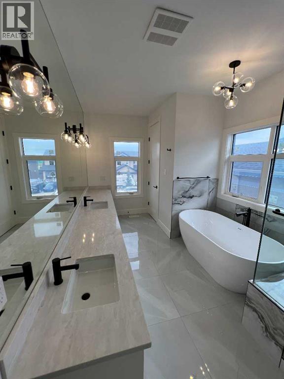 236 East Lakeview Place, Chestermere, Alberta  T1X 0A2 - Photo 48 - A2234652