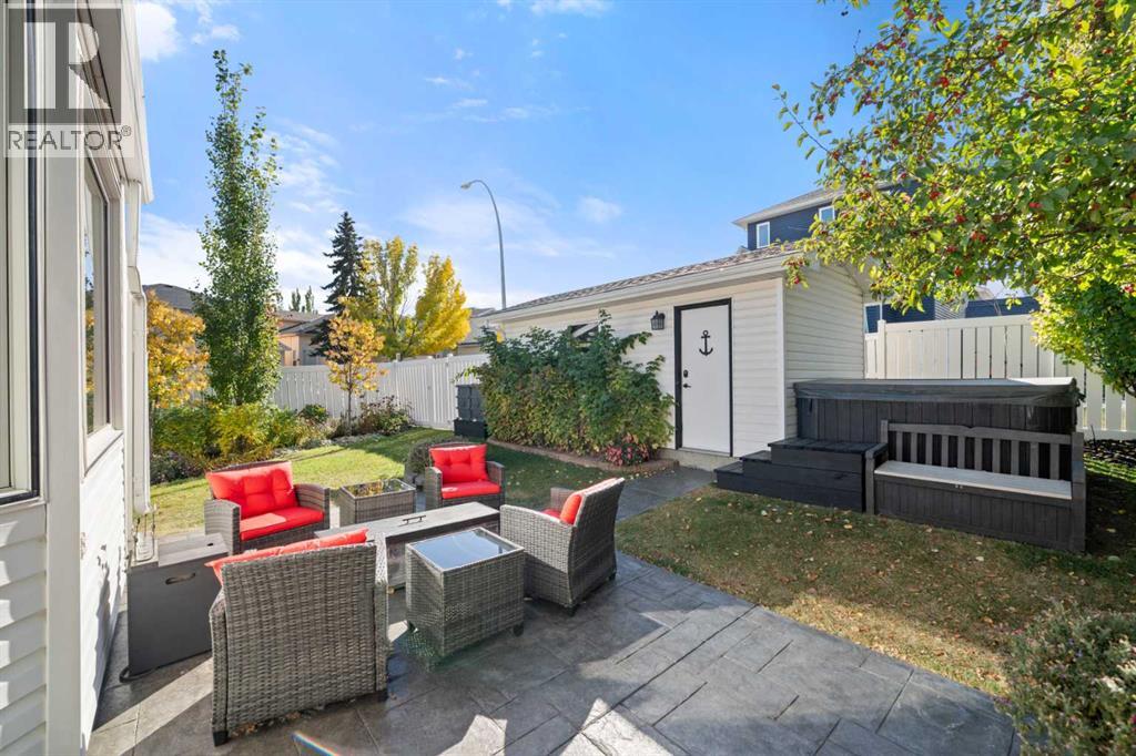 177 Hidden Vale Close Nw, Calgary, Alberta  T3A 5C7 - Photo 35 - A2262539