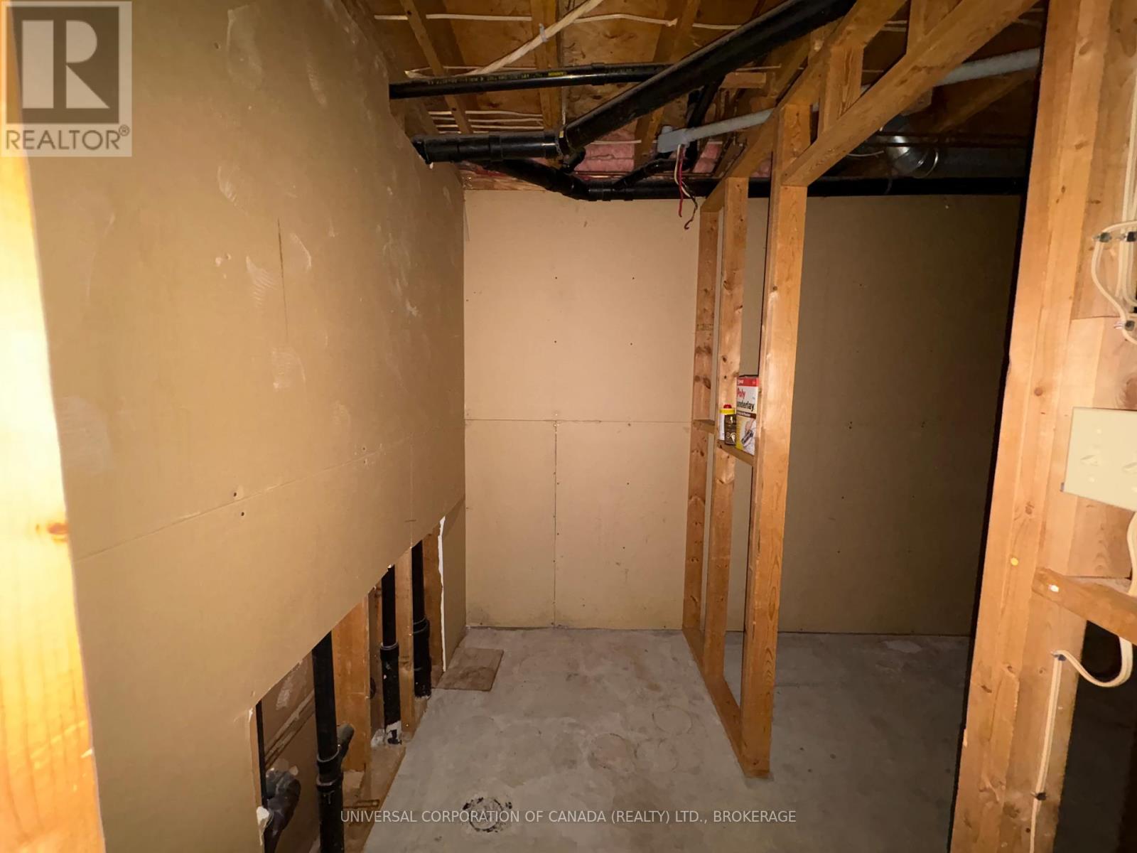 15 Treadwell Street E, Aylmer, Ontario  N5H 3B5 - Photo 28 - X12459293