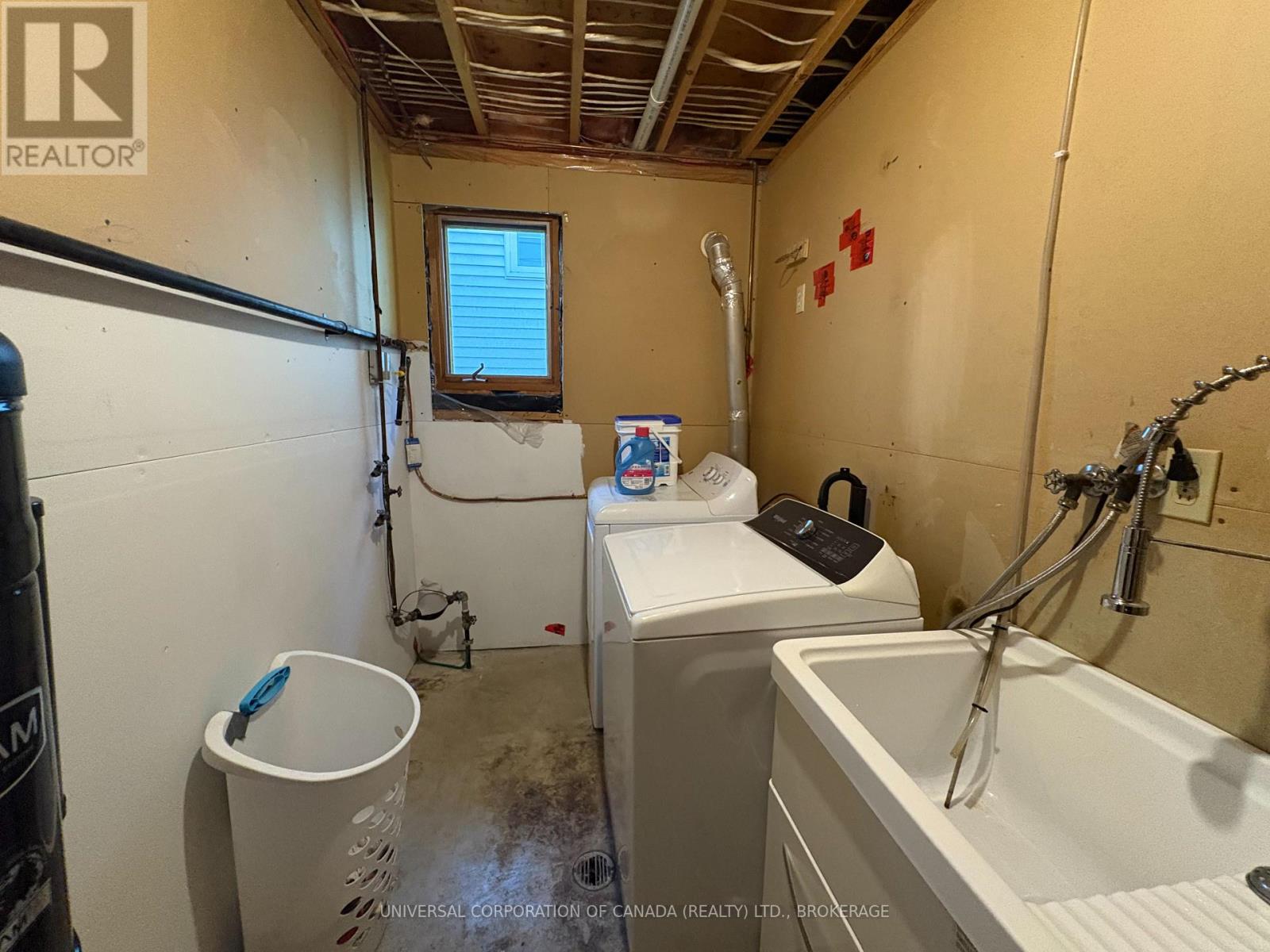 15 Treadwell Street E, Aylmer, Ontario  N5H 3B5 - Photo 30 - X12459293