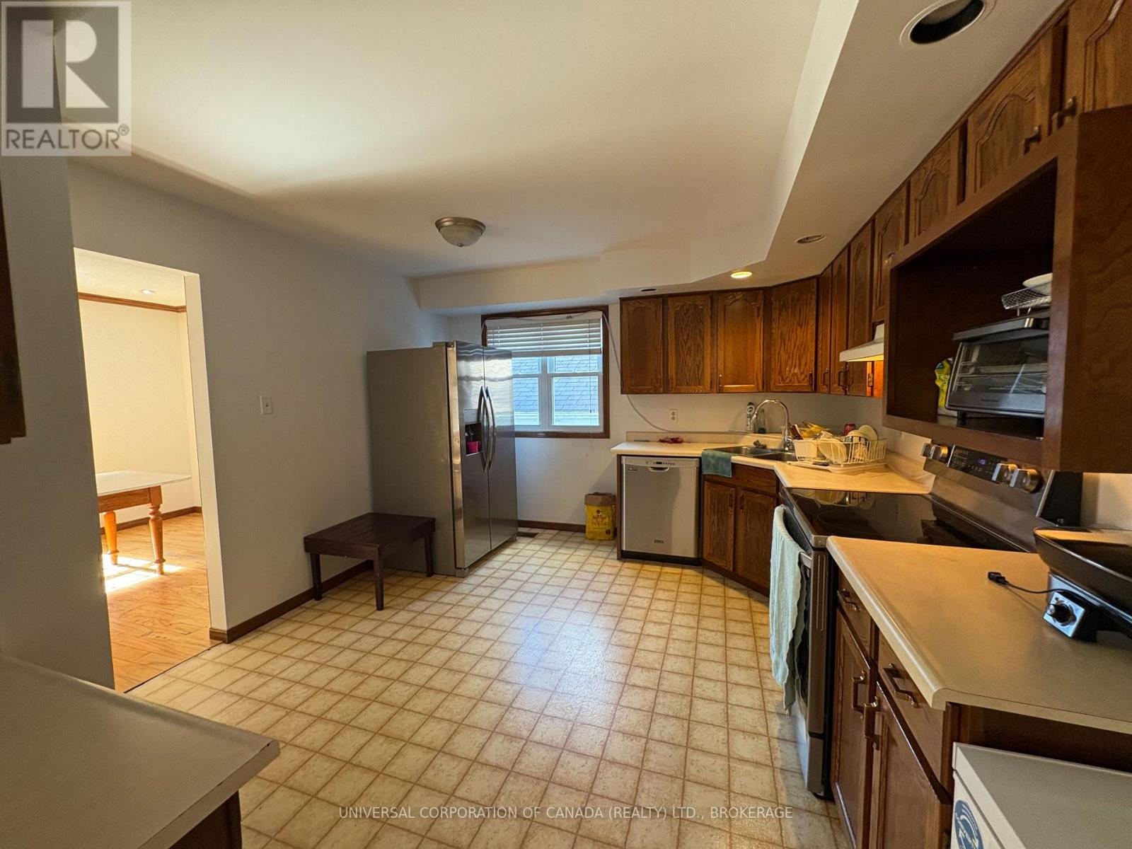 15 Treadwell Street E, Aylmer, Ontario  N5H 3B5 - Photo 7 - X12459293