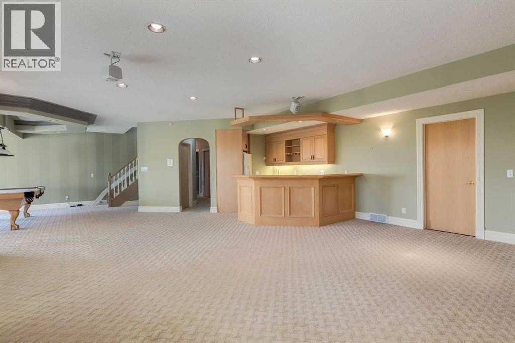 14 Patina Lane Sw, Calgary, Alberta  T3H 3N4 - Photo 31 - A2263476