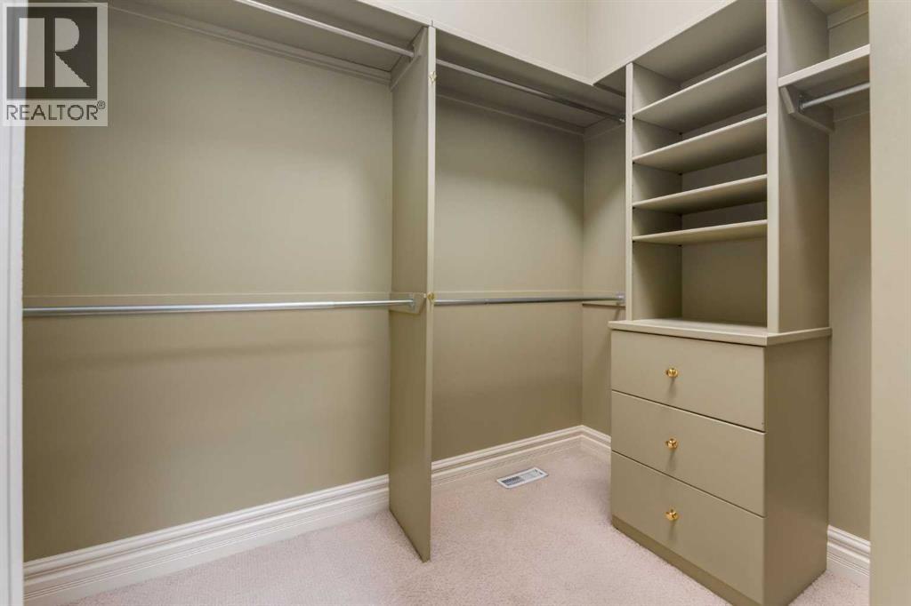 14 Patina Lane Sw, Calgary, Alberta  T3H 3N4 - Photo 24 - A2263476