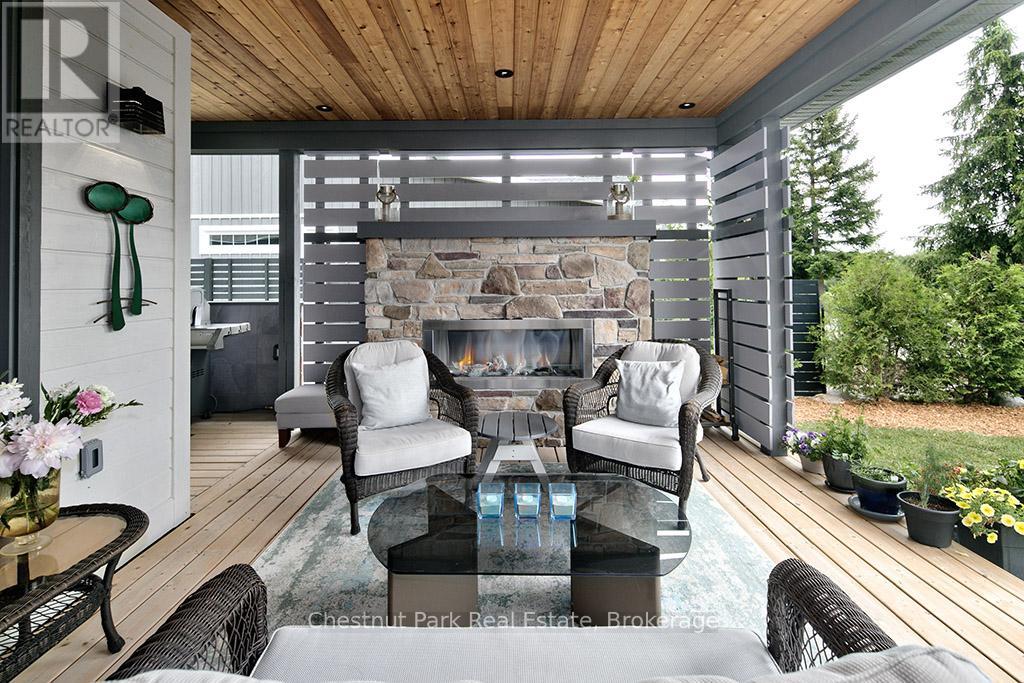 108 Stuart Court, Blue Mountains, Ontario  N0H 2P0 - Photo 1 - X12364564