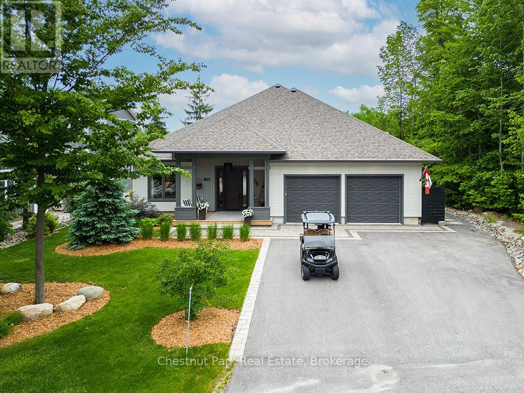 108 Stuart Court, Blue Mountains, Ontario  N0H 2P0 - Photo 3 - X12364564