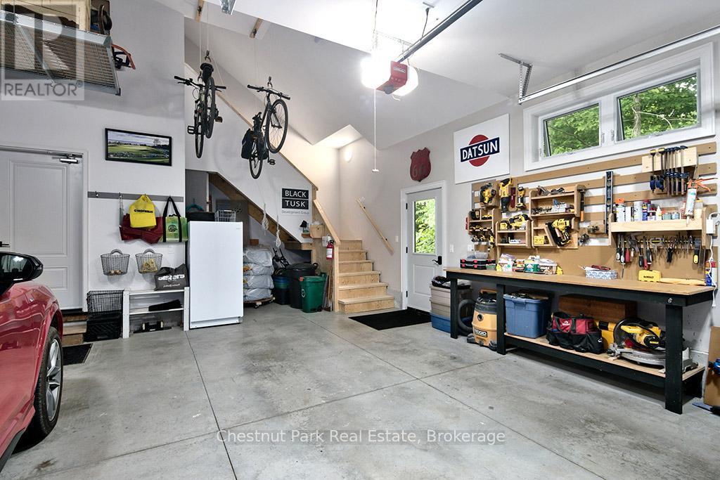 108 Stuart Court, Blue Mountains, Ontario  N0H 2P0 - Photo 37 - X12364564