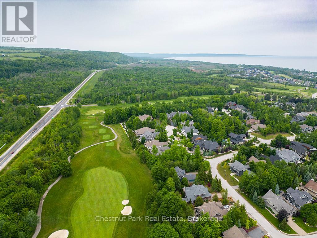 108 Stuart Court, Blue Mountains, Ontario  N0H 2P0 - Photo 47 - X12364564