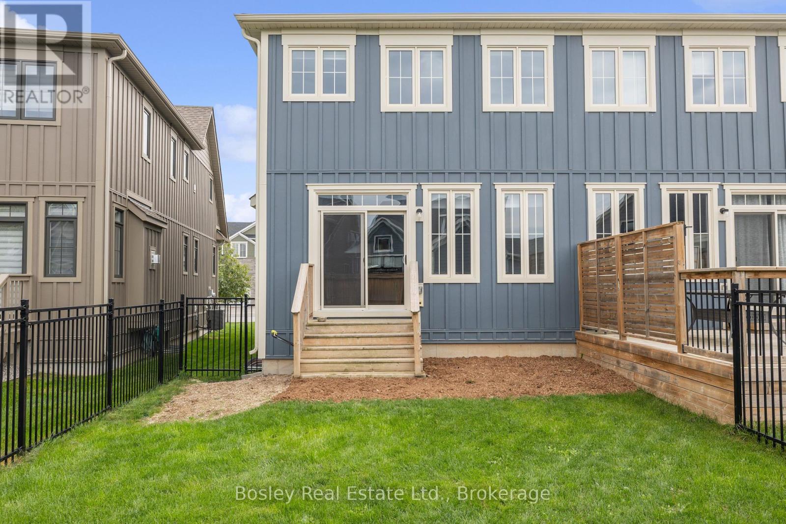 213 Yellow Birch Crescent, Blue Mountains, Ontario  L9Y 0R4 - Photo 35 - X12456533